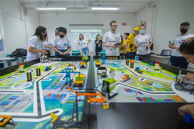 Arenas recebem robôs para cumprir missões pré-estabelecidas no desafio da temporada. Foto: Beto Freitas