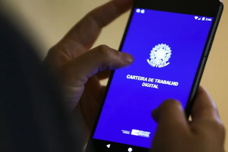 Indústria lidera a geração de empregos formais na economia catarinense em janeiro