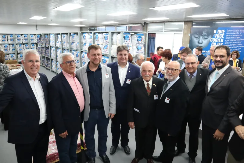 Apoiadores do projeto participaram do evento nesta sexta-feira (30). Foto: Ivo Gonçalves