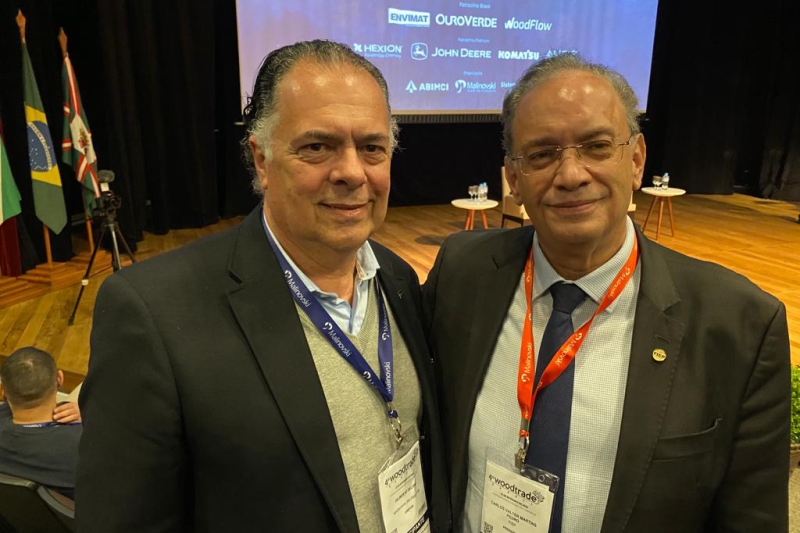 Seleme com o presidente da Federação das Indústrias do Paraná, Carlos Valter Martins Pedro (foto: divulgação)