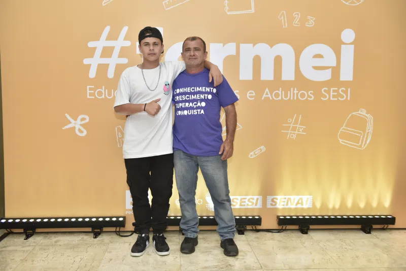 Denocir Visentainer trouxe o filho para acompanhá-lo no evento. Foto: Fabricio de Almeida 