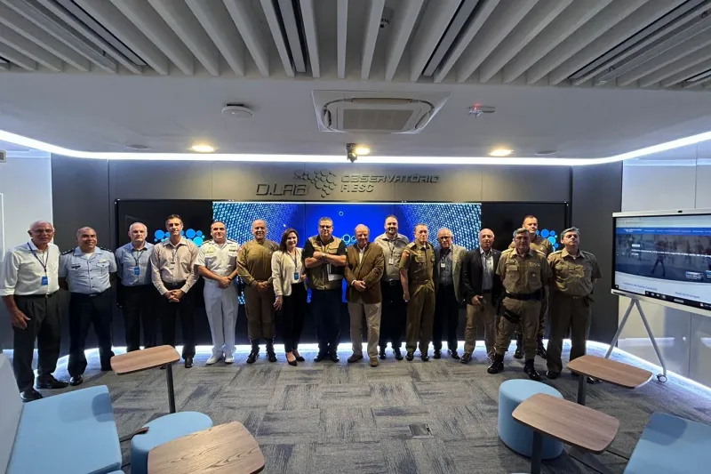 Participantes da reunião conheceram o D.Lab, na FIESC