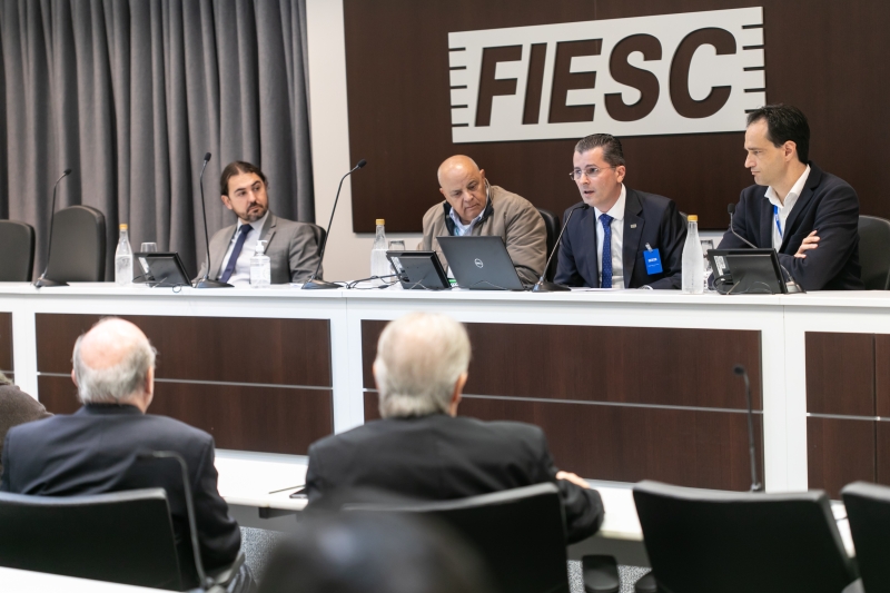 Reunião da Câmara Tributária foi realizada na FIESC, em Florianópolis (foto: Filipe Scotti)