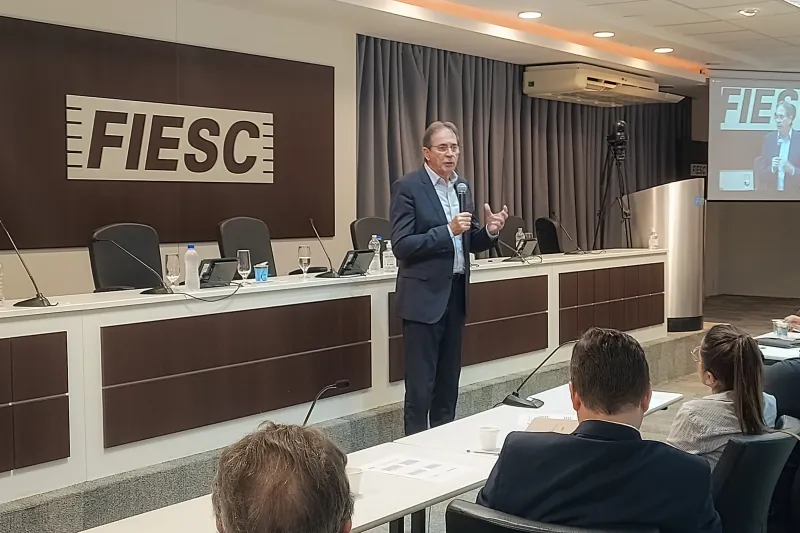 Presidente da FIESC, Mario Cezar de Aguiar, destacou a relevância da iniciativa de geração de negócios (foto: Ivonei Fazzioni)