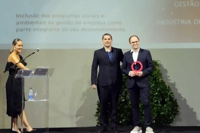 Premiação foi recebida por Cesar Lorenzon, irmão do fundador e proprietário, Alceu Lorenzon. Foto: Divulgação
