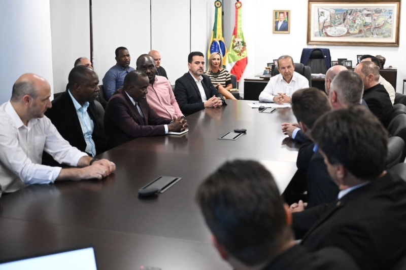 Projeto foi apresentado nesta segunda-feira ao governador Jorginho Mello. Foto: Eduardo Valente/GOVSC
