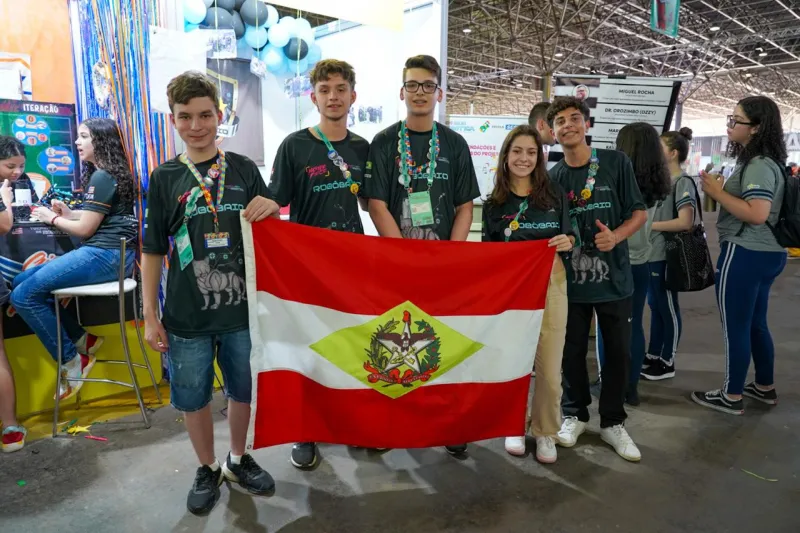 Equipe Robobaio, de Lages. Foto: Augusto Coelho