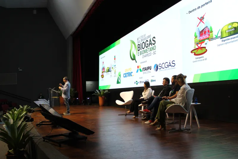 Programação do fórum segue até quinta-feira, dia 18. Foto: Débora Sberse 