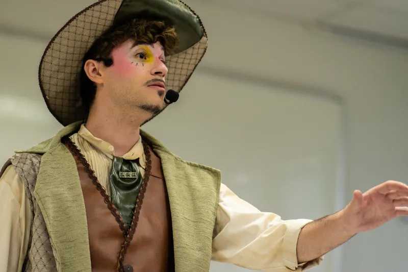 Espetáculo reúne encenação e música (Divulgação)