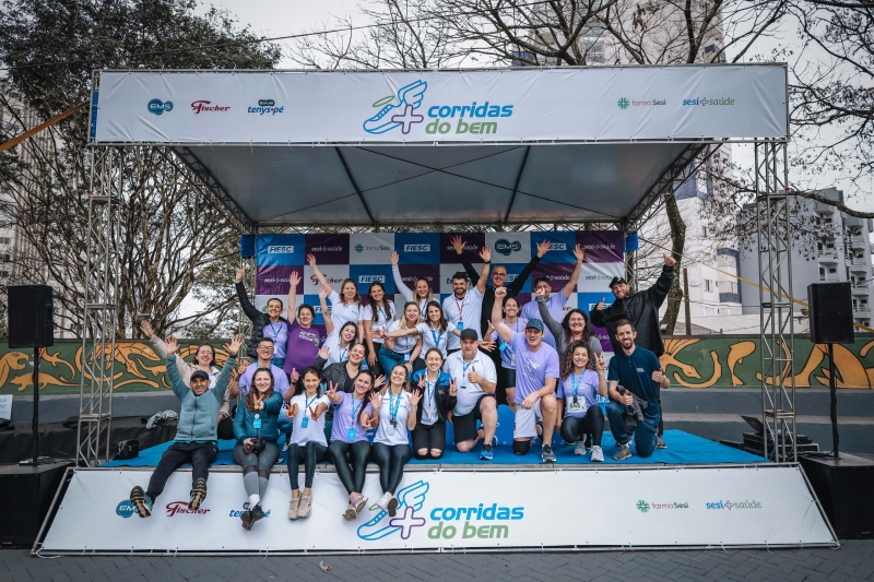 Equipe do sistema FIESC e voluntários atuaram na organização do evento (Marcio Cunha)