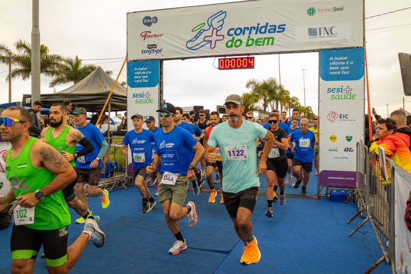 Participantes disputam percursos de 5 km e 10 km; há trajeto de caminhada (Foco Radical) 