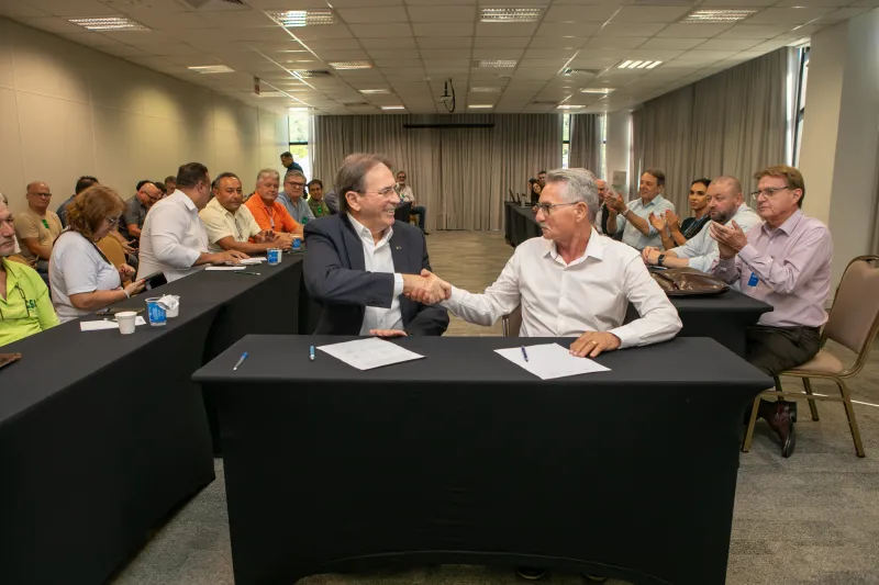 Por consenso, representantes do setor produtivo e dos trabalhadores atualizaram os valores do piso (foto: Filipe Scotti)