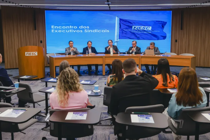 Executivos de sindicatos industriais de diversas regiões do estado participaram do encontro. Foto: José Somensi