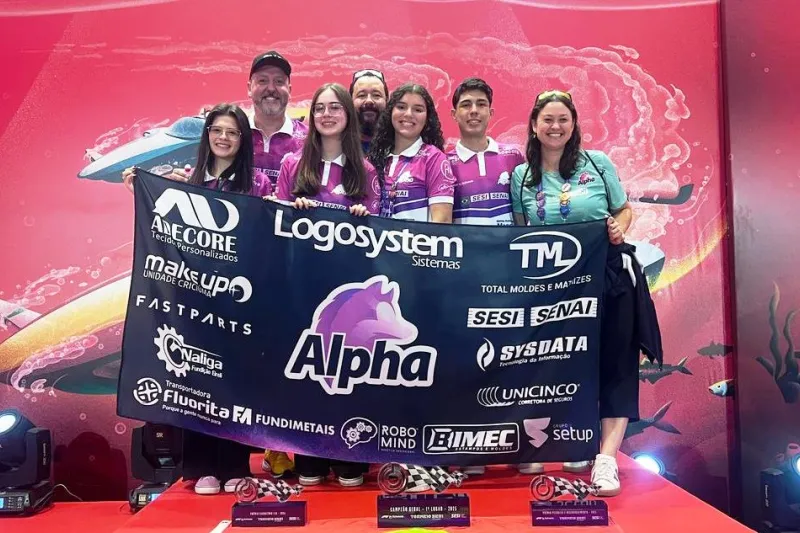 Alpha, time de Criciúma, venceu na categoria F1 in Schools, e agora vai para Singapura (Divulgação)