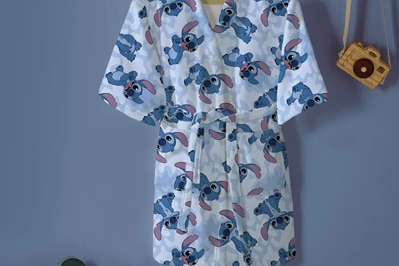 Coleção inclui itens como roupão, toalha de banho e kit lancheira. Foto: Divulgação/Döhler