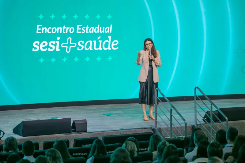 Sendi Lopes, gerente-executiva de Saúde e Segurança, abriu o evento (Filipe Scotti)