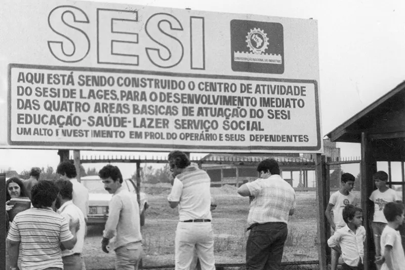 Criação do SESI partiu do princípio de que a preocupação genuína com o bem-estar dos trabalhadores e suas famílias está associada ao crescimento sustentável e equilibrado da indústria – Foto: Acervo Cultural FIESC