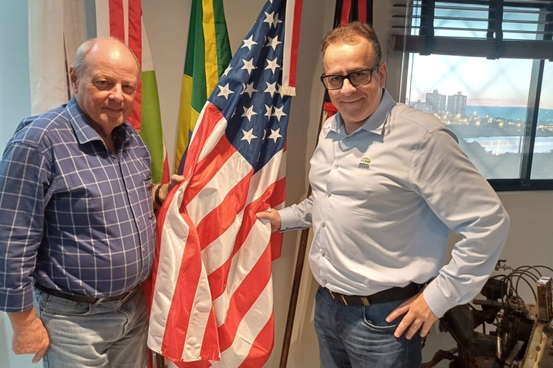 Olsen formaliza parceria com a gigante mundial FedEx