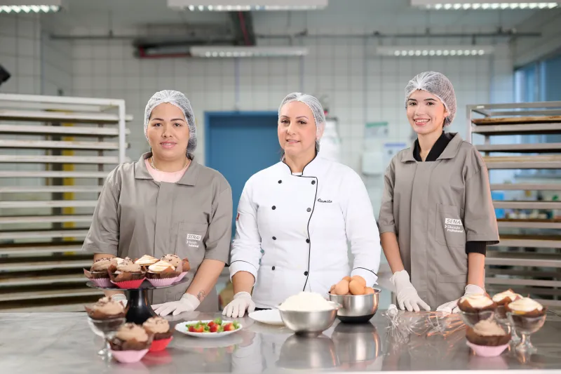 Cursos preparam para trabalho na indústria de alimentos, forte no estado