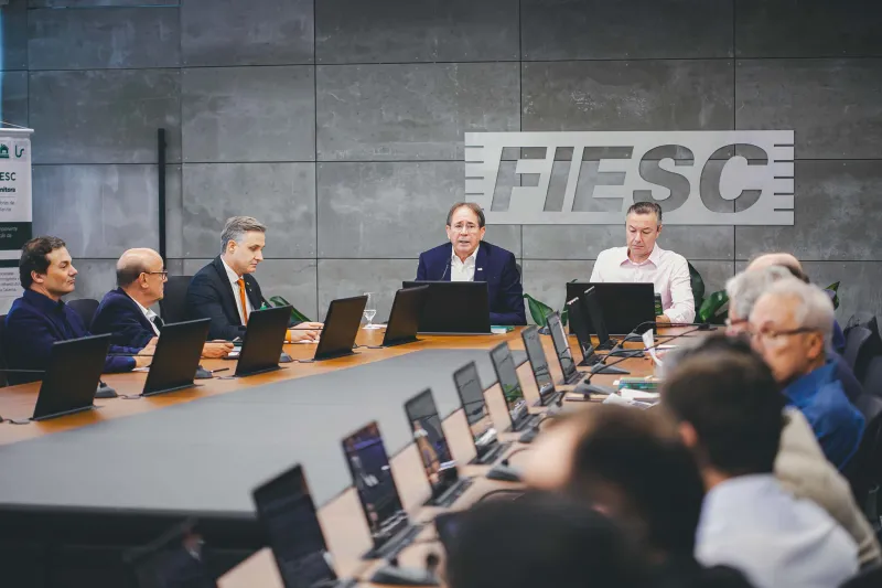 Plano para saneamento de SC é apresentado na FIESC
