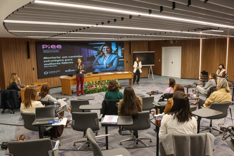Participantes iniciaram jornada presencial, nesta segunda, na sede da FIESC (Julio Gomes Filho)