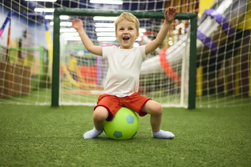 Recursos podem ajudar fundos que protegem direitos de crianças e idosos (Freepik)