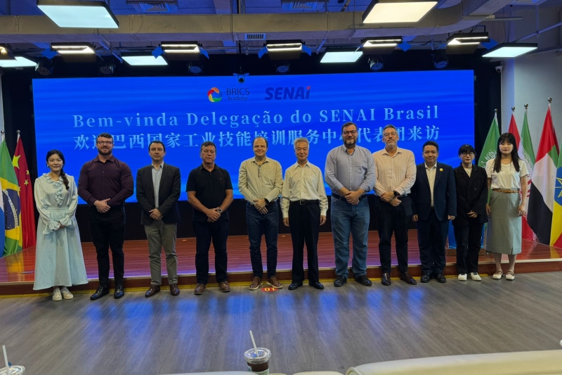 SENAI projeta currículo no mercado chinês e reforça atuação nos BRICS