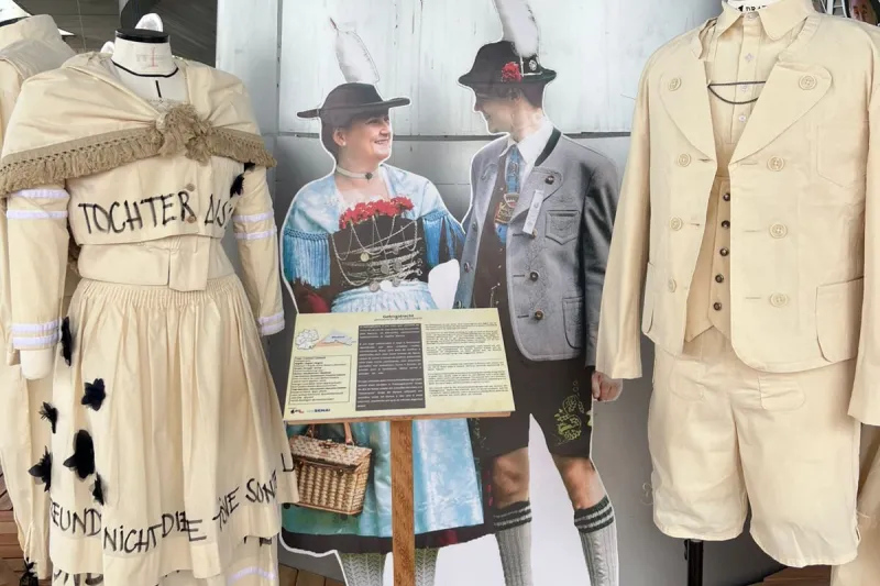 Conjuntos masculinos e femininos foram feitos em algodão cru (Divulgação)