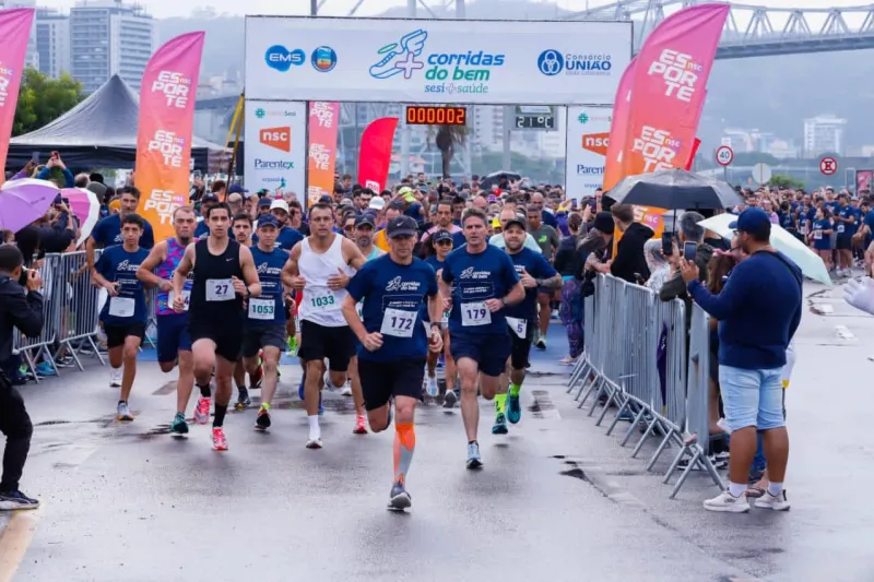 Largada da prova na parte continental de Florianópolis (Fotos Hermínio Fotografias
