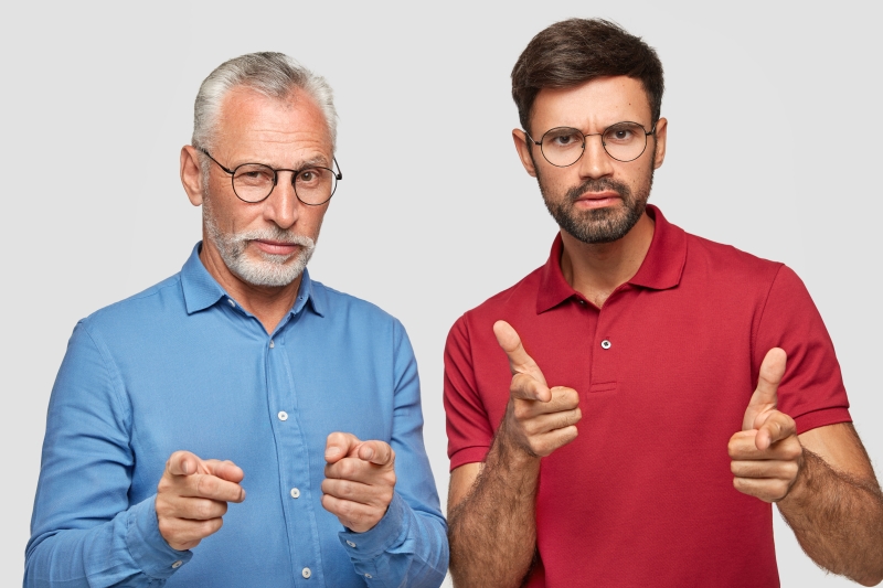 Estudo comparou respostas de trabalhadores de 14 a 29 anos e de 30 a 59 anos (Freepik)