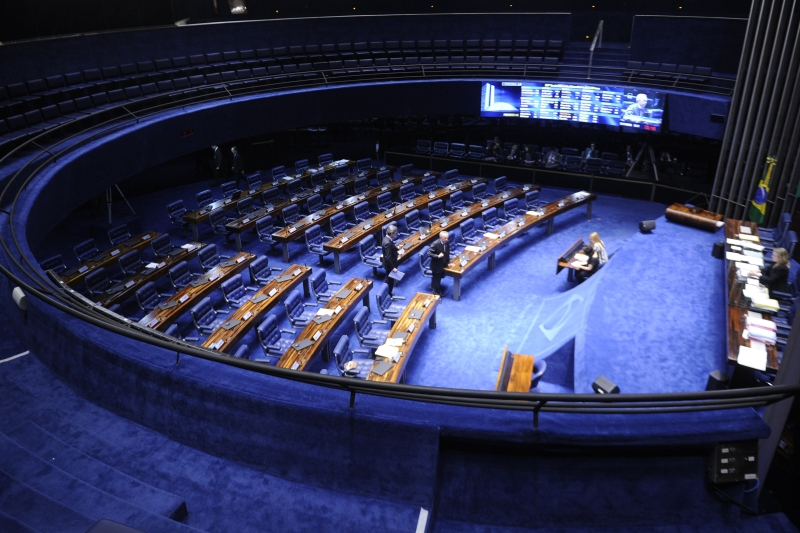 Debate sobre redução da jornada é inoportuno, alerta FIESC