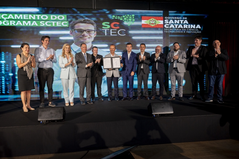 Governo do Estado oferece 155 mil vagas gratuitas em cursos de tecnologia e IA