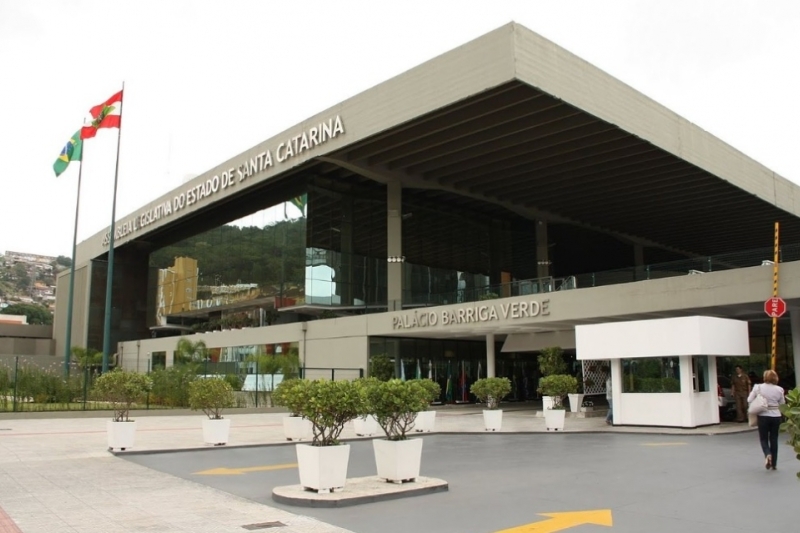 Assembleia de SC vota projetos de interesse da indústria