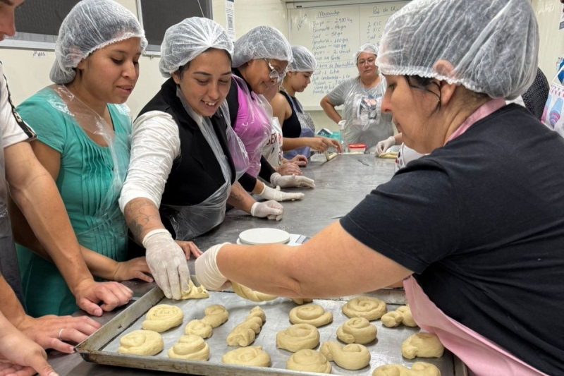 Curso de panificação foi um dos oferecidos em 2025 pela parceria entre SENAI e prefeitura. (foto: Debora Claudio)