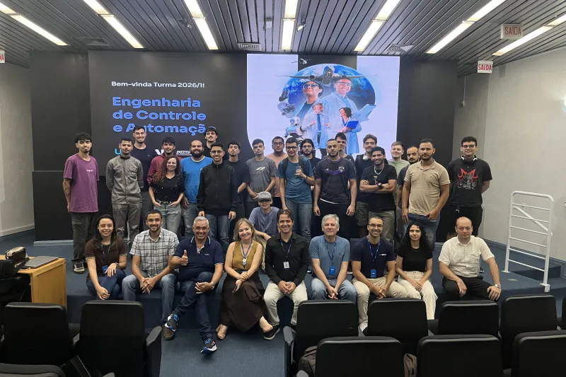 Na aula inaugural, turma teve contato com empresas e projetos de pesquisa (Divulgação)