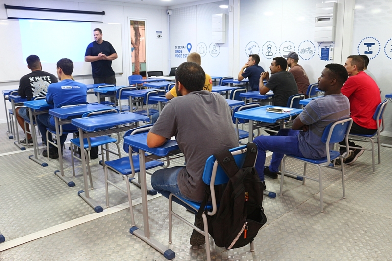 Começam as aulas do curso de Torneiro Mecânico no SENAI de Rio do Sul. (Foto: Debora Claudio)