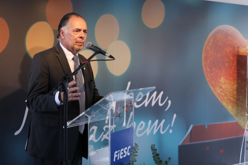 Gilberto Seleme disse que o SESI contribui com o desenvolvimento do país