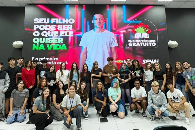 Turma aberta na Grande Florianópolis, onde aulas começaram nesta segunda (30)