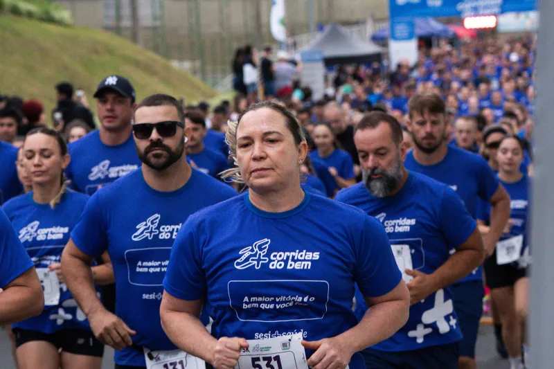 SESI/SC reúne mais de 900 pessoas na etapa do Corridas do Bem em Rio do Sul