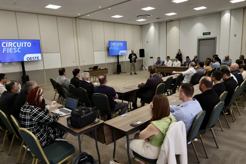 Circuito FIESC discute competitividade e inovação com sindicatos em Chapecó