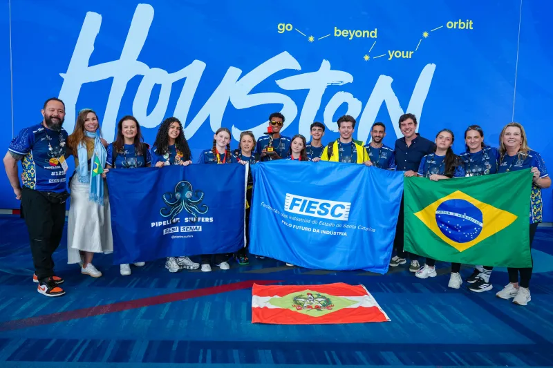 Equipe da Escola SESI de SC que conquistou o prêmio nos EUA (foto: Leudo Lima/SESI)