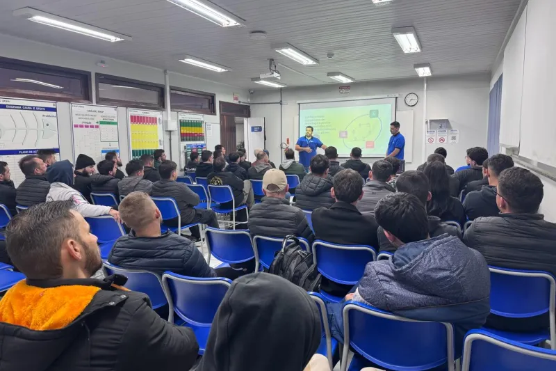 Em Caçador, o SENAI realizou um ciclo de palestras técnicas com profissionais de empresas fornecedoras de insumos e tecnologia.