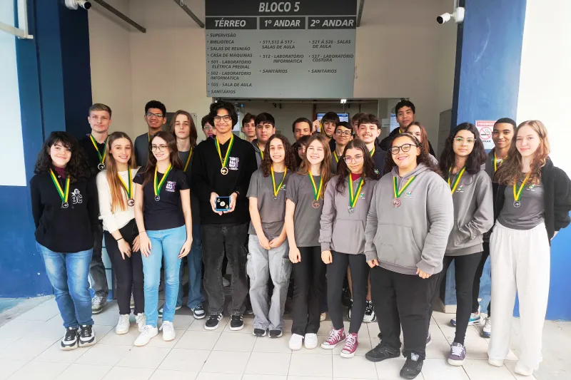 Estudantes de São José, na Grande Florianópolis, medalhistas no Canguru (Divulgação)