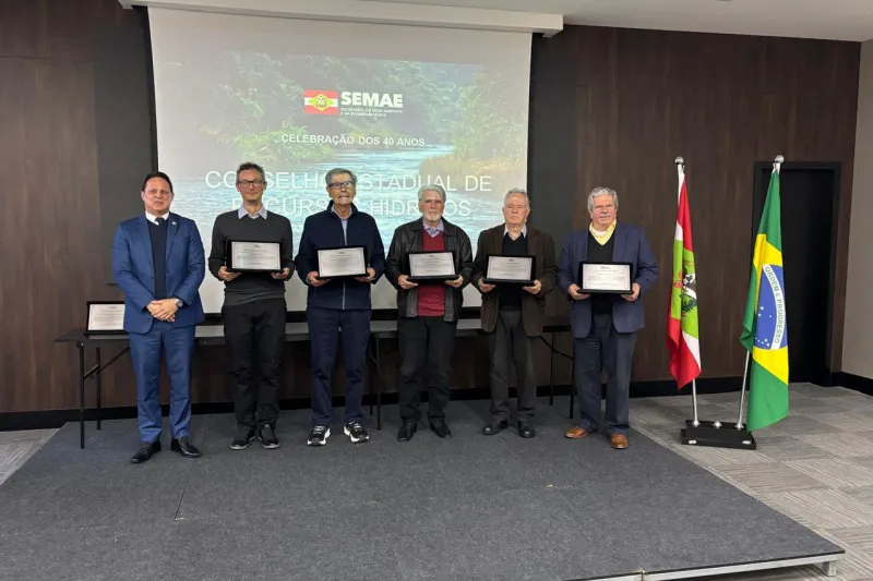 Presidente do Conselho de Meio Ambiente da FIESC é homenageado pelo CERH