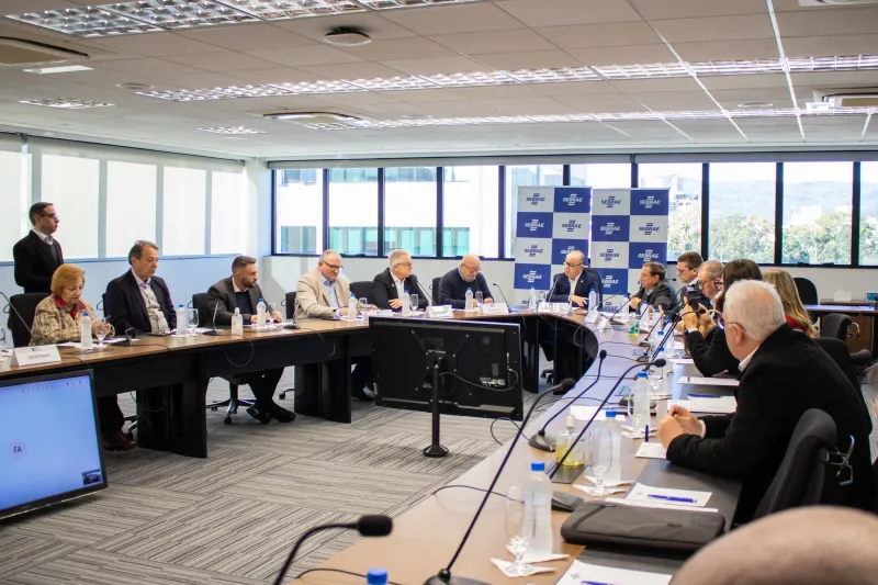 Setor produtivo discute concessões rodoviárias e combate à pirataria