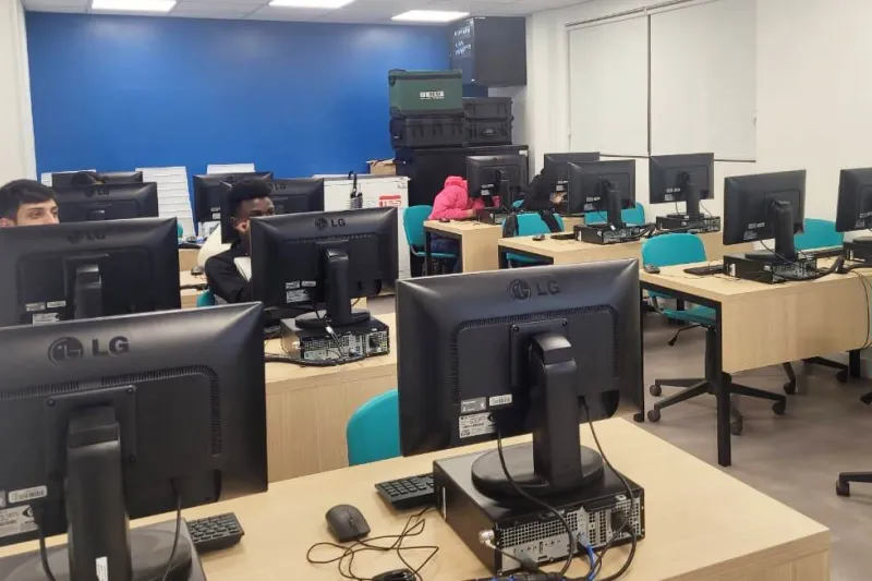 Espaços usados pela Educação de Jovens e Adultos foram ampliados