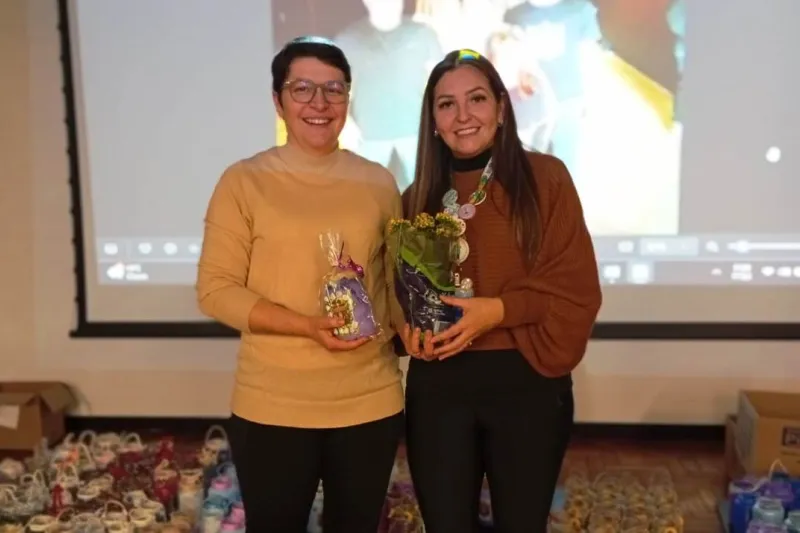 Mulher em tratamento teve encontro com estudantes durante a atividade