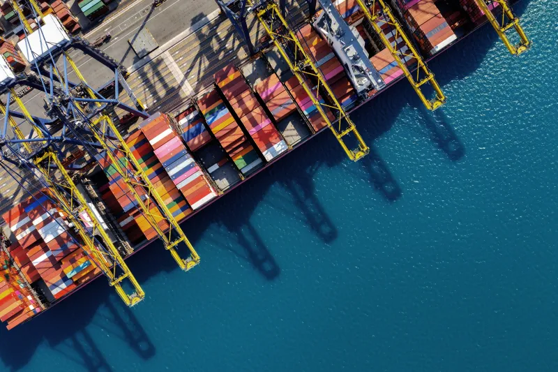 Nova tarifa dos EUA reforça preocupação da indústria exportadora catarinense, avalia FIESC
