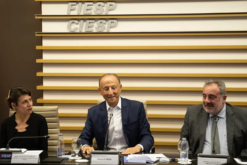 Skaf traz aos industriais catarinenses sua visão sobre o cenário econômico nacional. Foto: Divulgação/FIESP