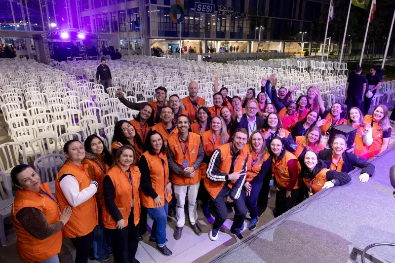 Equipe que atuou no apoio ao público no concerto realizado na sexta